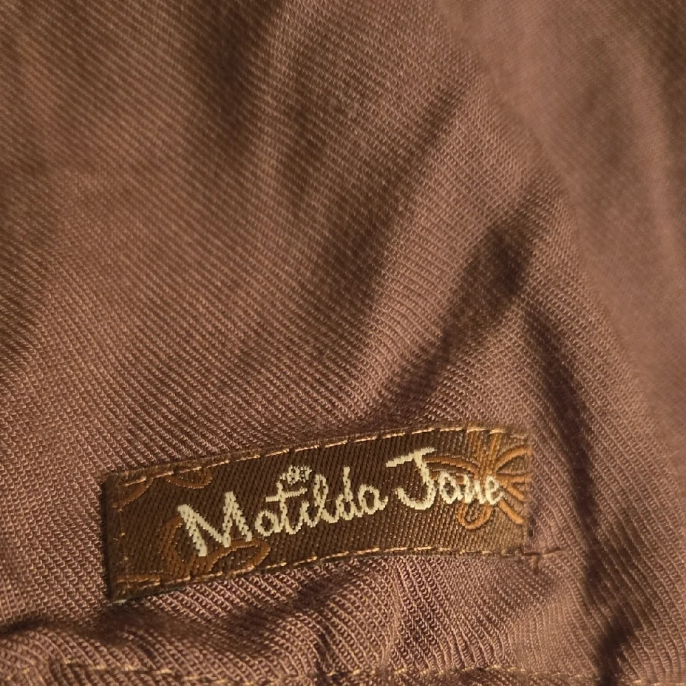 3/$17 Matilda Jane Brown Button Down Shirt Vest with Lace Collar and Pockets - Picture 5 of 6